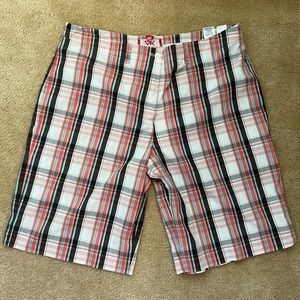 Anne Klein Bermuda Shorts Coral, Turquoise and Khaki Plaid Shorts Womens Size 18